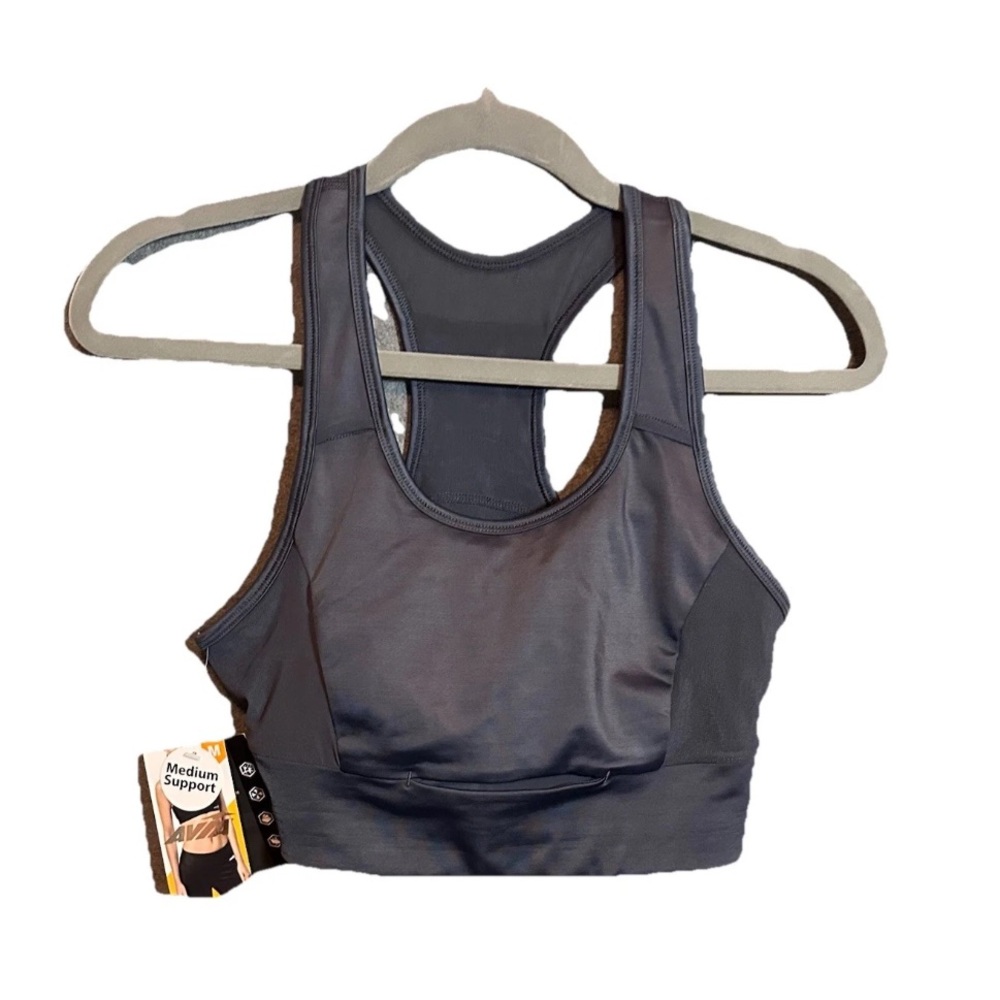 NWT AVIA Gray Seamless Sports Bra Size Medium 8-10 Medium Support w/pocket